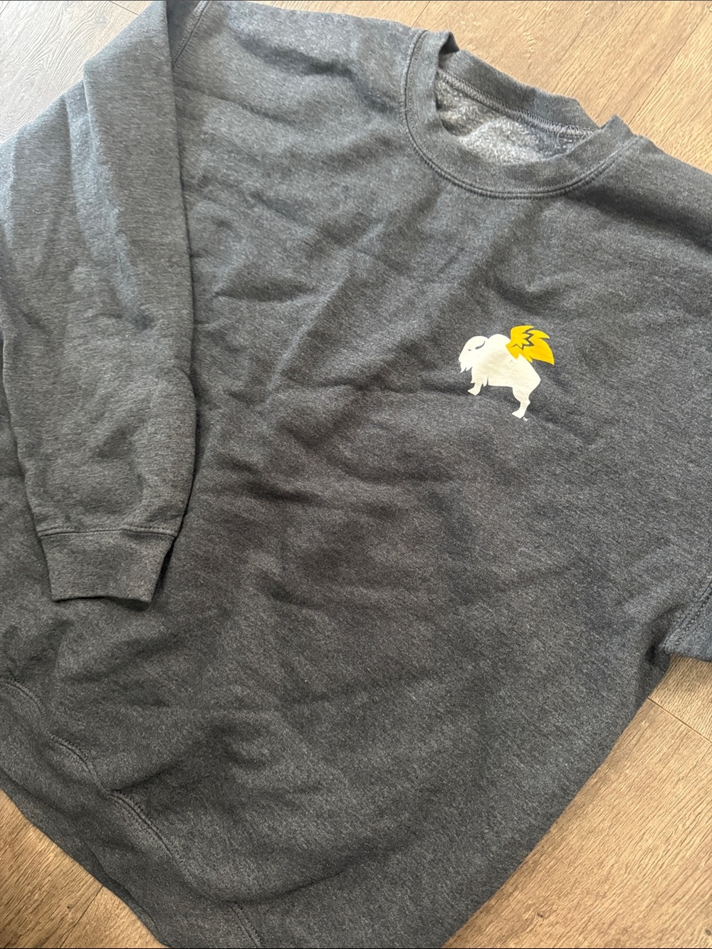 Charcoal Gray Men’s Crewneck Sweatshirt with Buffalo Graphic